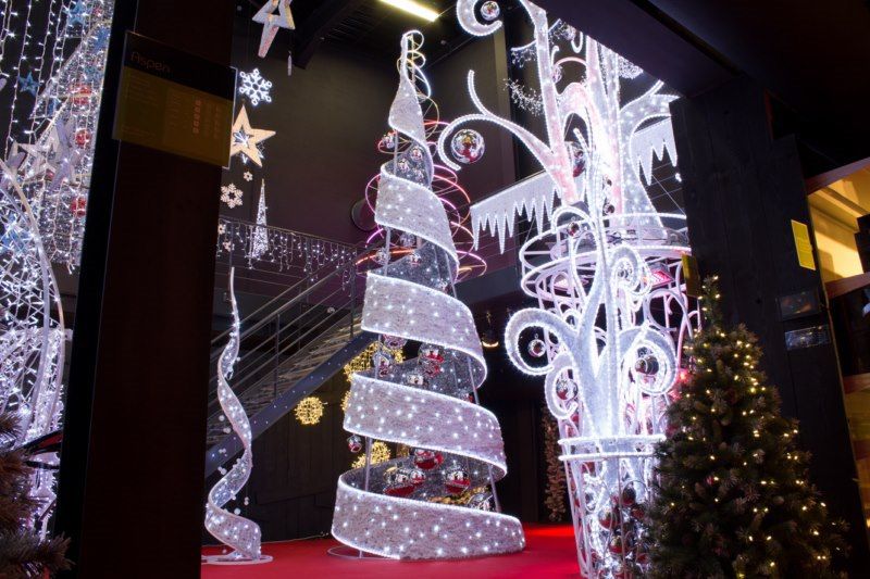 Décorations de Noël intérieures, à Monaco 